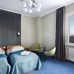 Dom Marynarza 2* غدينيا