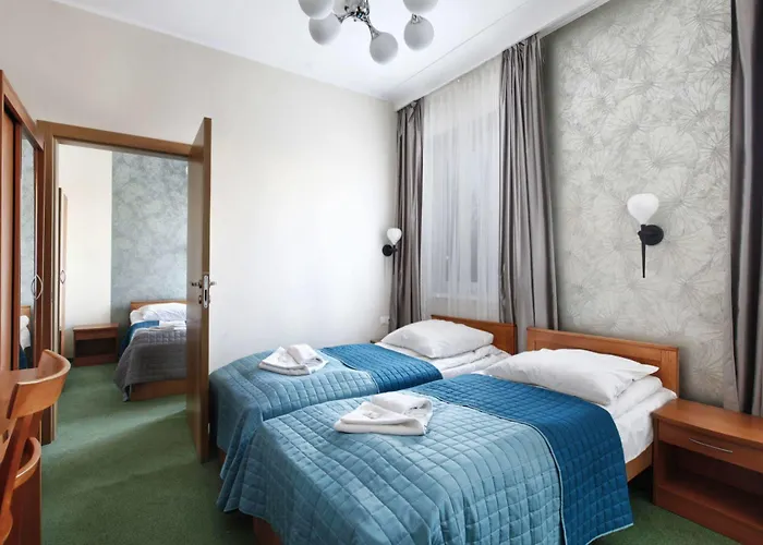 Dom Marynarza 2* غدينيا